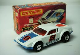 1-75 Series Superfast issues Matchbox Superfast No.8C De Tomaso Pantera
