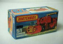 1-75 Series Superfast issues Matchbox Superfast No.51e Combine Harvester
