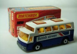 1-75 Series Superfast issues Matchbox Superfast No.65C Airport Coach – metallic