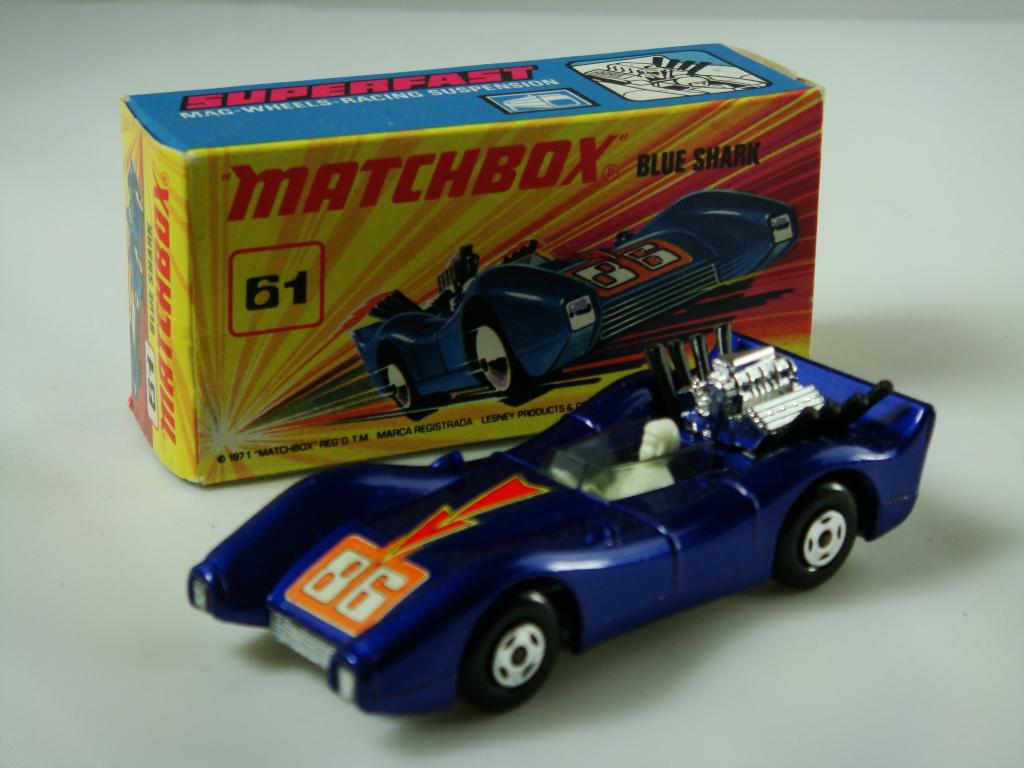 1-75 Series Superfast issues Matchbox Superfast No.61B Blue Shark