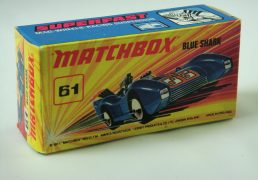 1-75 Series Superfast issues Matchbox Superfast No.61B Blue Shark