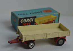 Agricultral Models Corgi 100 Dropside Trailer
