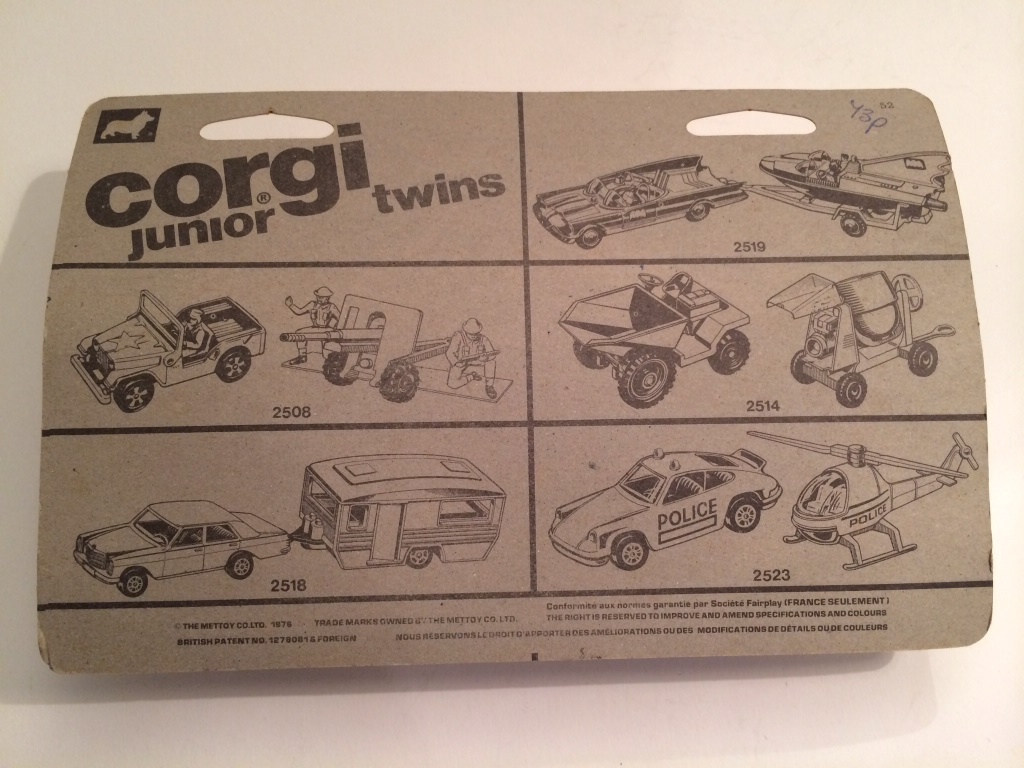 Cars Corgi 2519 Batmobile and Batboat