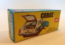 Cars Corgi 345 MGC GT. Competition