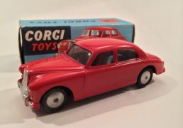 Cars Corgi 205 Riley Pathfinder