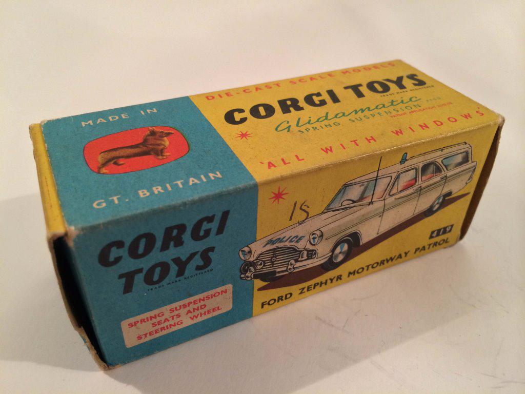 Corgi Corgi 419 Ford Zephyr Motorway Car