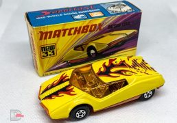 MATCHBOX Superfast 33B Datsun 126X Yellow / Flame Tempa / Dark Amber Windows