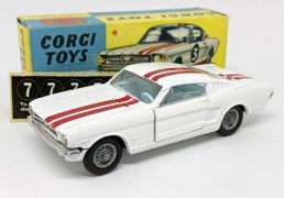 Cars Corgi 325 Ford Mustang Fastback “Competition Model”