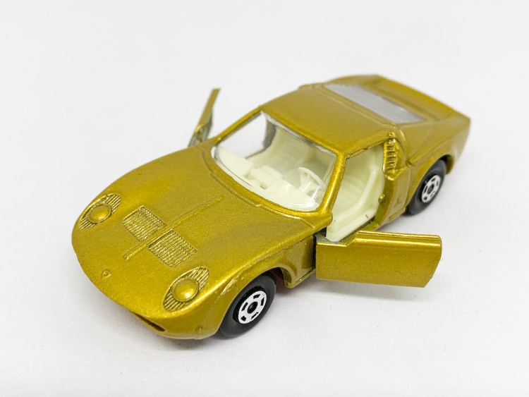 1-75 Series Superfast issues Matchbox Superfast No.33A Lamborghini Miura P400 Red Base