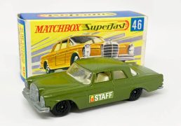 Matchbox Superfast 46a Mercedes 300 SE Coupe twin pack issue Staff car - military green body with door labels, clear windows, ivory interior, bare metal base without model number cast, black 5-arch wheels - Near Mint in Excellent plus, very near mint  "New" type G box.